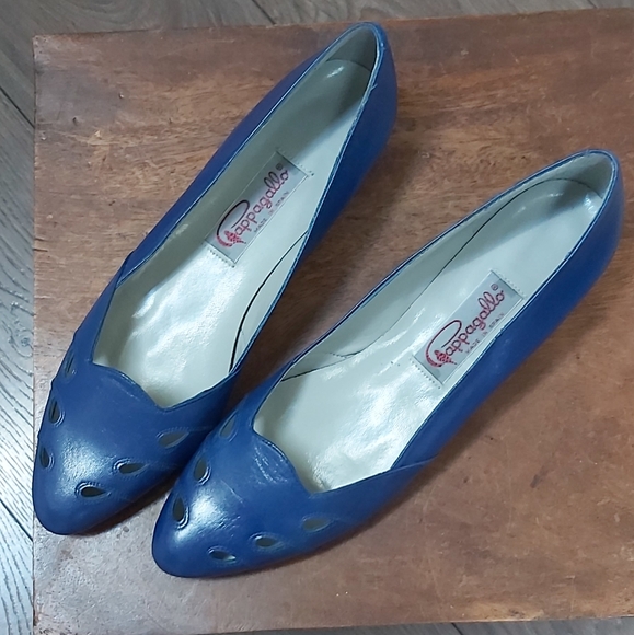 New- Pappagallo low heeled pumps - Picture 10 of 10